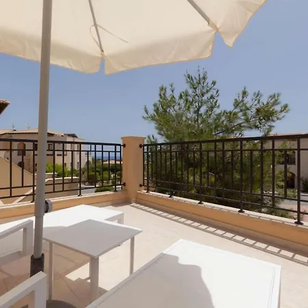 Theseus Village Be11 * Kouklia