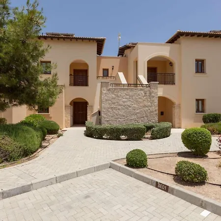 Theseus Village Be11